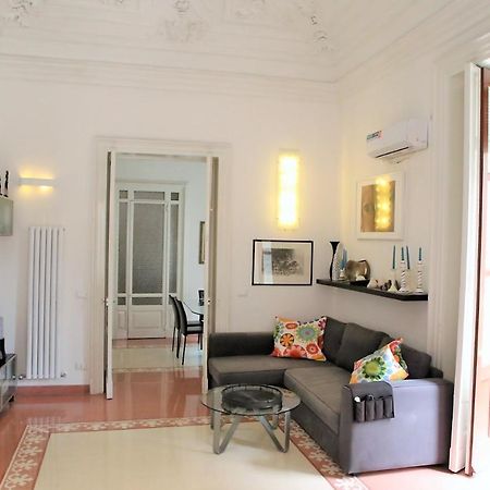קטאניה Suite Il Letto Sotto Il Tetto מראה חיצוני תמונה